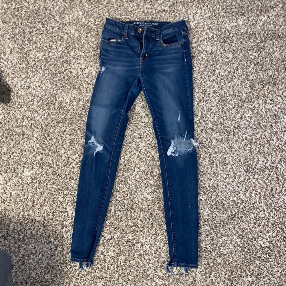 American eagle distressed jeans
